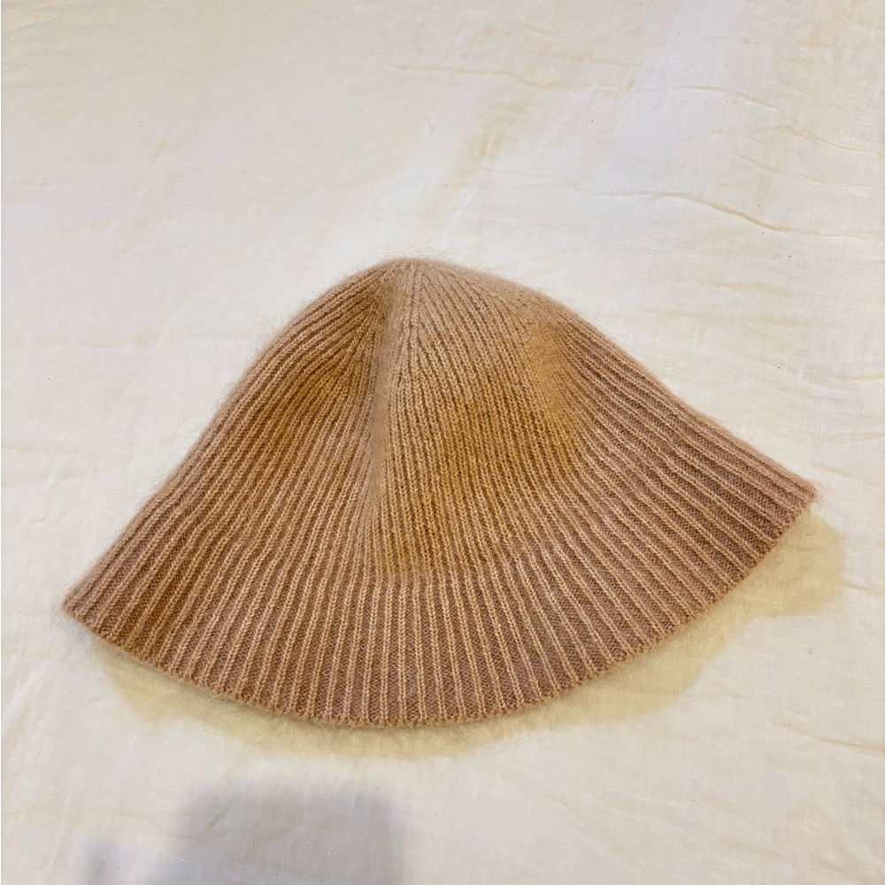 Mohair bucket hat